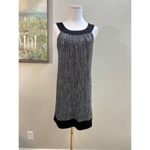 Enfocus Petite Silver Metallic Pleated Shift Dress Black Satin Trim 10P 51376N